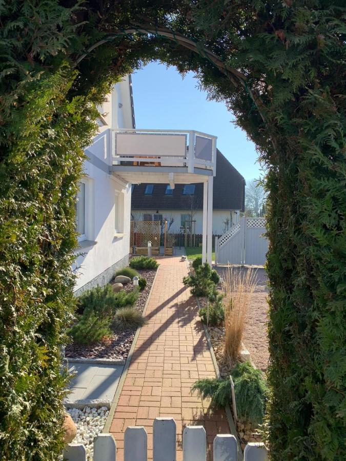 Haus Selma Apartamento Zingst Exterior foto